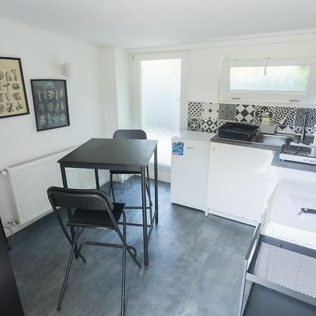 Hi-Bp Garden City Batsanyi Tiny House Near The City Train With Free Parking Budapest Eksteriør billede