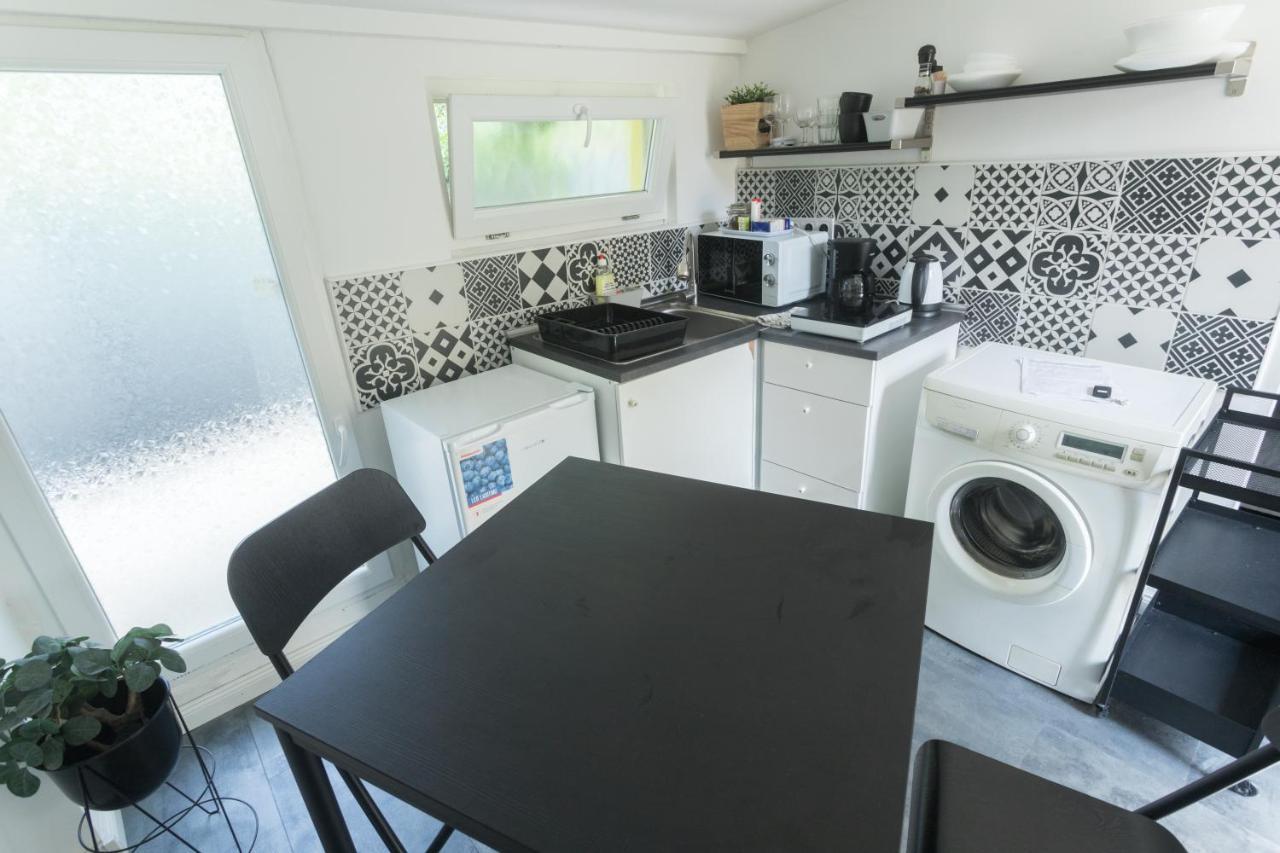 Hi-Bp Garden City Batsanyi Tiny House Near The City Train With Free Parking Budapest Eksteriør billede