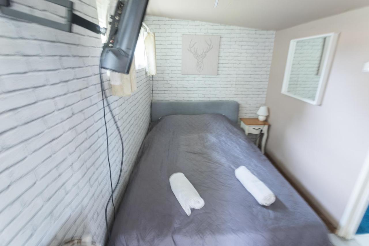 Hi-Bp Garden City Batsanyi Tiny House Near The City Train With Free Parking Budapest Eksteriør billede